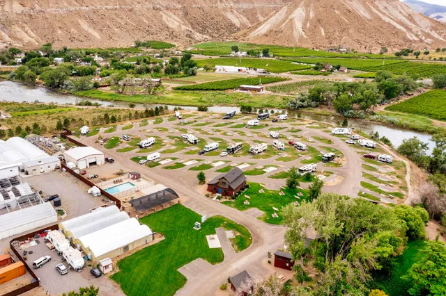 Palisade Basecamp RV Resort