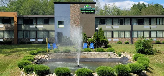 Wingate by Wyndham Lake George