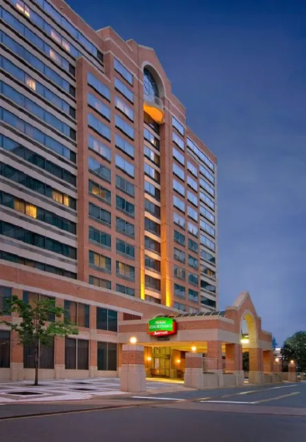 Courtyard by Marriott Arlington Crystal City/Reagan National Airport