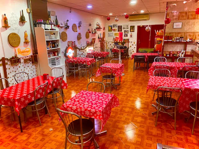 Bona sort Bar & Restaurant（Ca L’aroa）