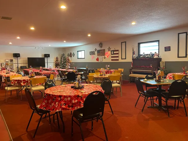 Mary's Bluegill Bar & Grill