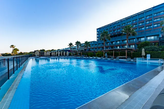 The Nowness Luxury Hotel & Spa +16