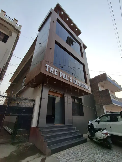 Hotel O The Pal's Residency