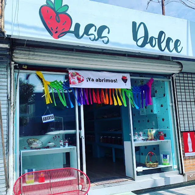 Miss Dolce -fresas con crema-