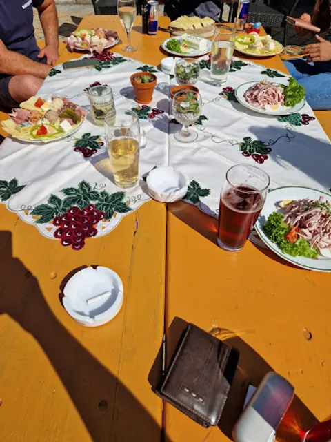 Heurigen Wutzl Franz