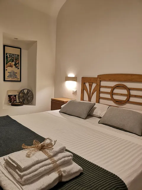 Opera Prima Apartment and room