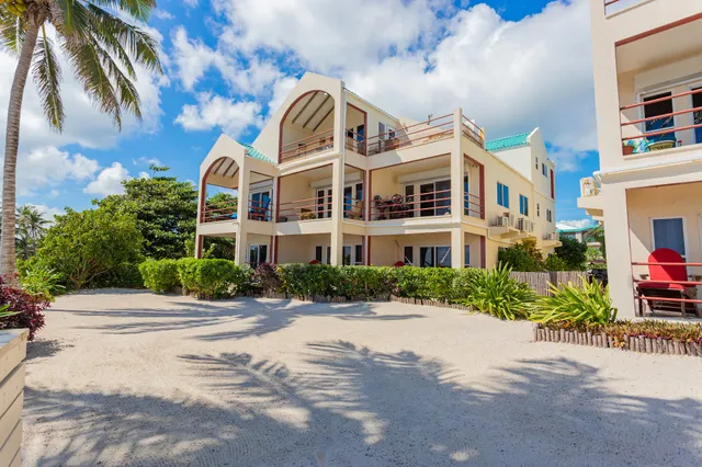 Tres Cocos Resort @ The Cloisters