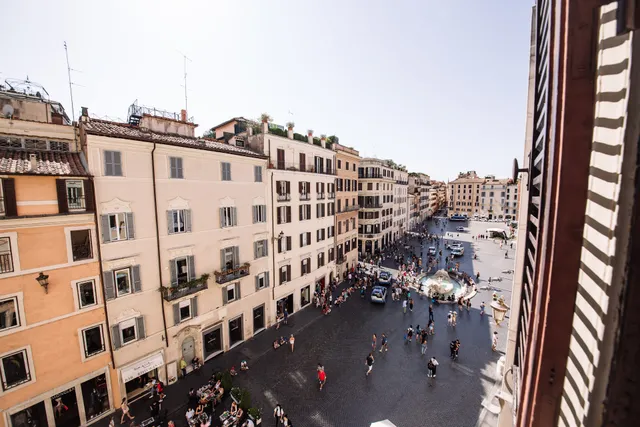 Fellini Design Suites