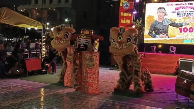 An Thuong Night Market