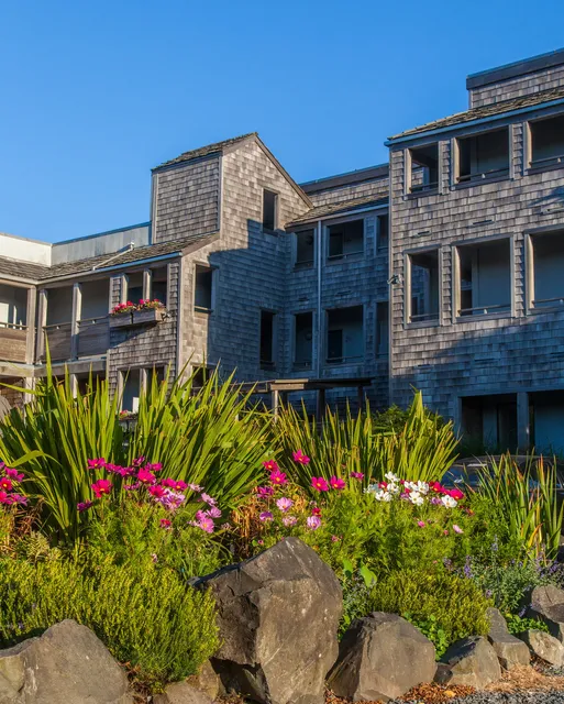 Land's End at Cannon Beach