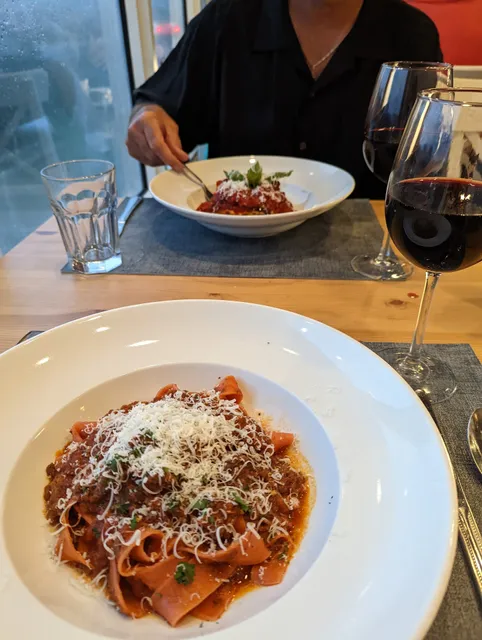 Di Farina Pasta Factory