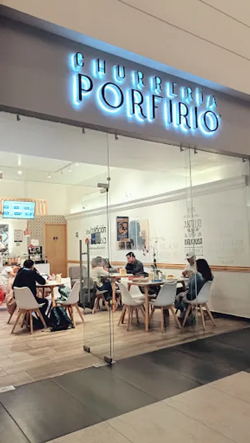 Churrería Porfirio Patio Toluca - Cafetería