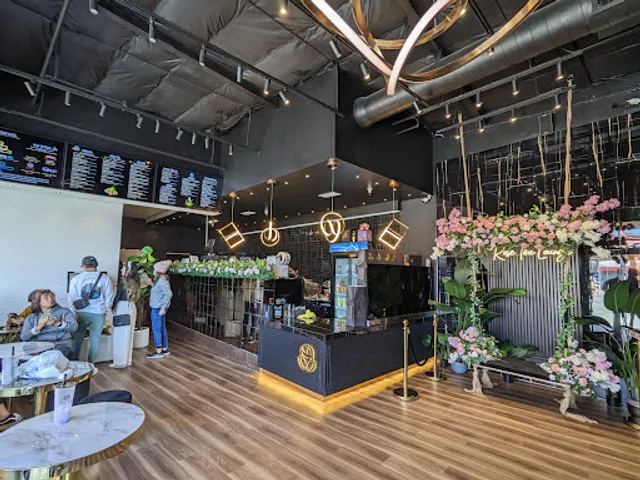 Rose Tea Lounge - Fremont