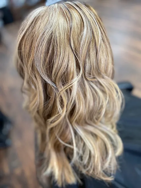 Paulette & Co Hair & Tanning Salon