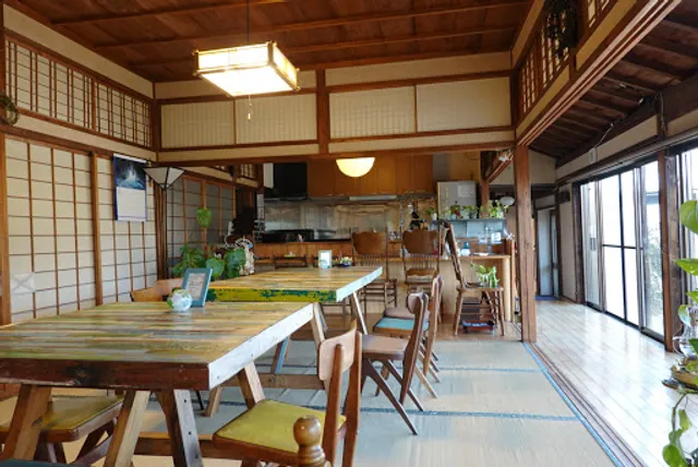 佐久島古民家カフェ 蔵ssic