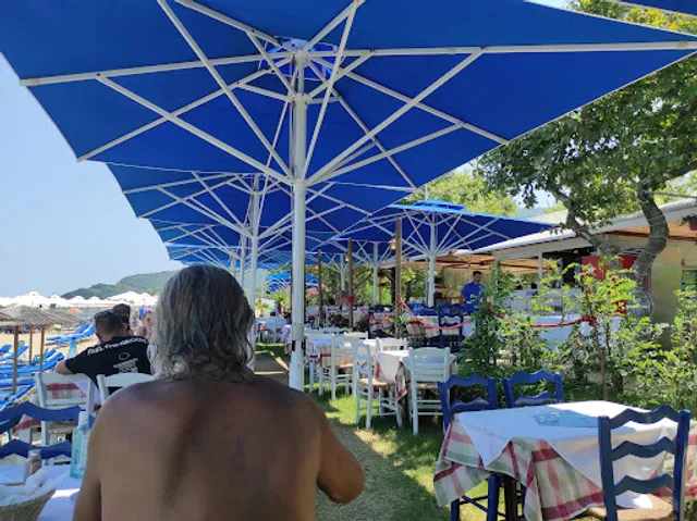 Ble Akrogiali Beach bar & Restaurant