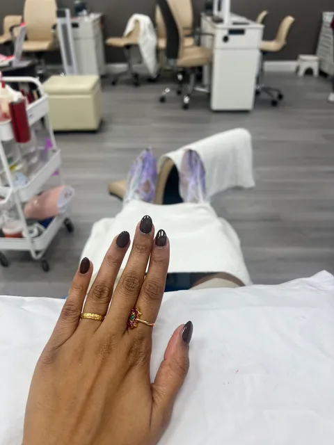 Nails & Spa By Lauren