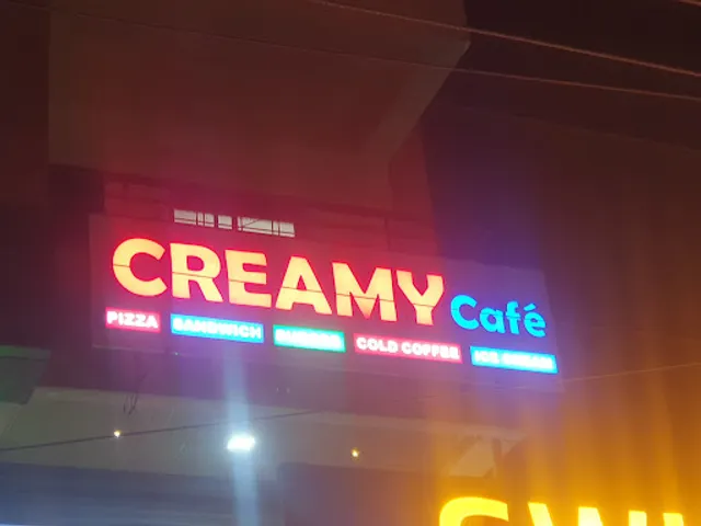 Creamy cafe