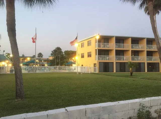 Treasure Island Beach Club