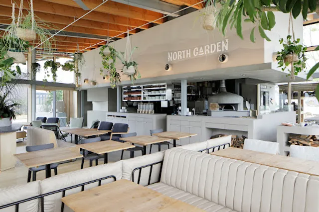 Pizza Cafe NORTH GARDEN MINOH