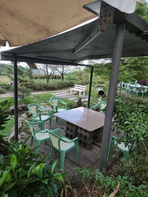 Hua Zhi You Restaurant Farm