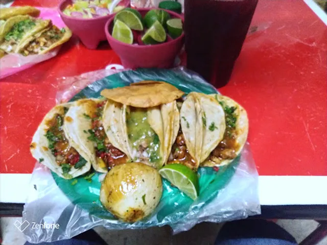 Tacos la Central