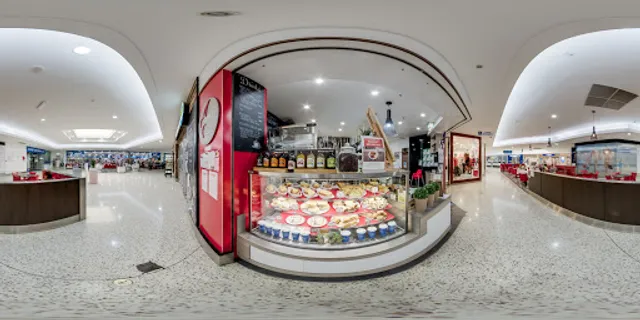 Cherry Red Lounge Cafe