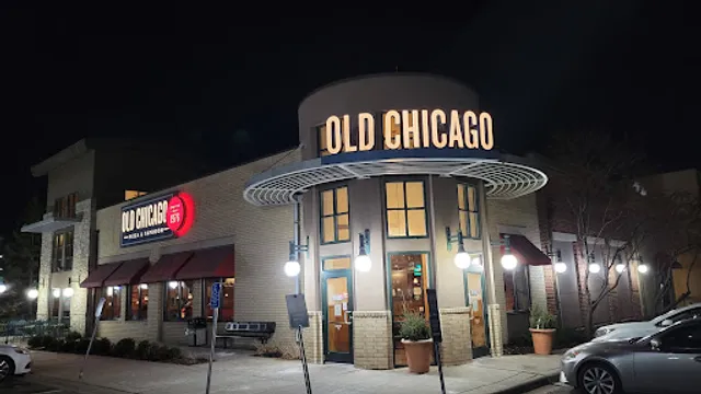 Old Chicago Pizza + Taproom