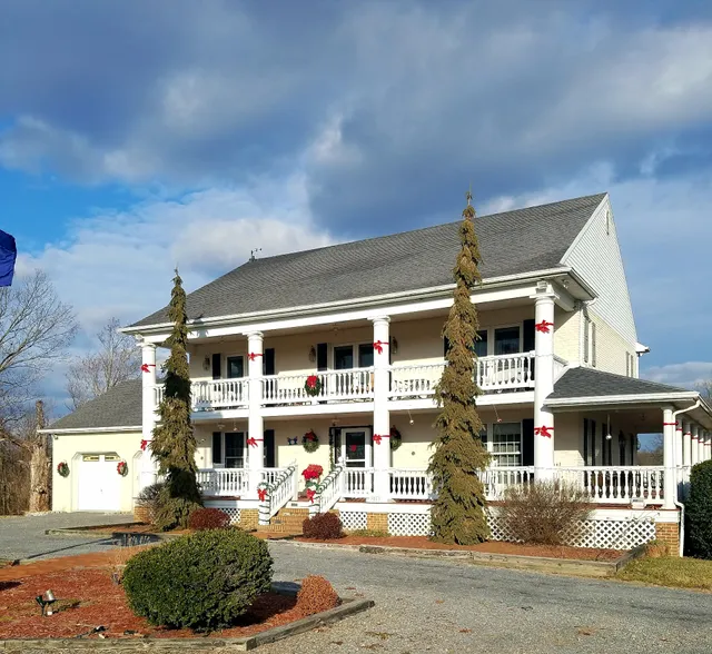 White Pines Estate Bed and Breakfast L.L.C.
