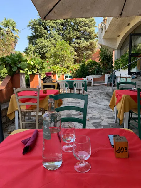 Trattoria Pizzeria Lo Scolapasta