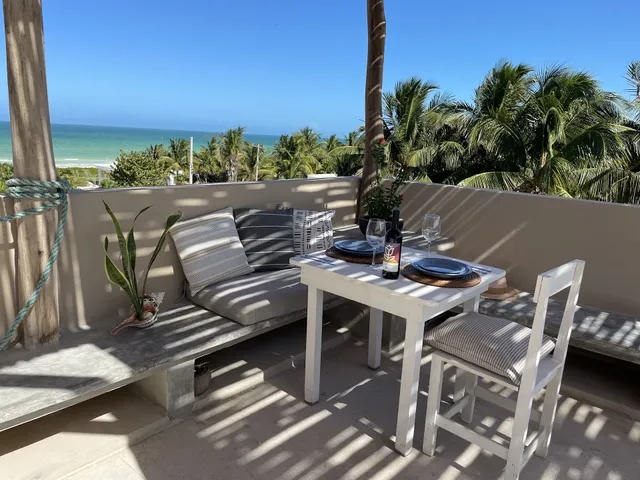 Dos Mares Barefoot Hotel