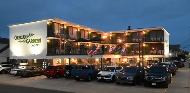 Grecian Gardens Motel