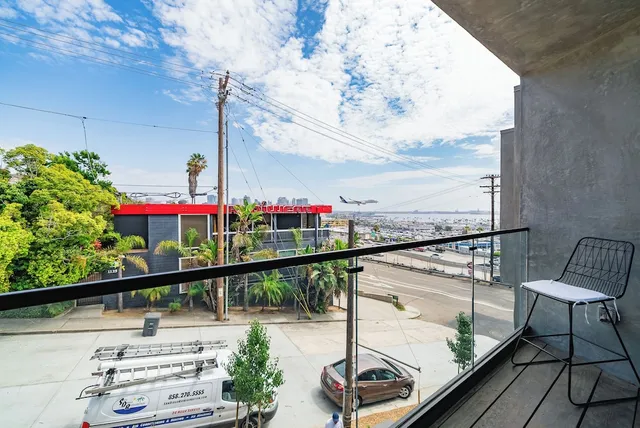 City24 Hotel - Little italy/Mission hills