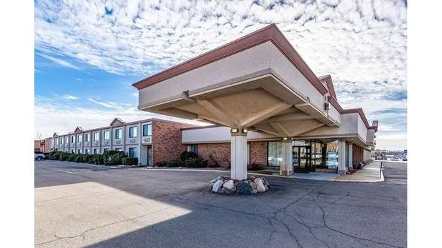 Quality Inn & Suites Albert Lea
