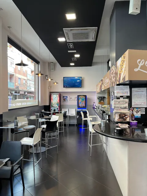 La Barra ( Burguer & Algo Más )