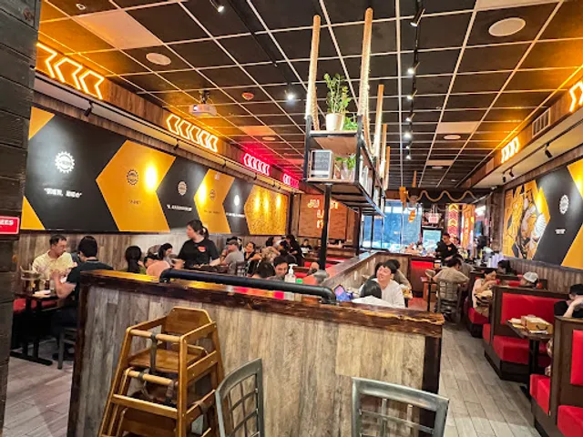 Friendship BBQ, Newark友情客串