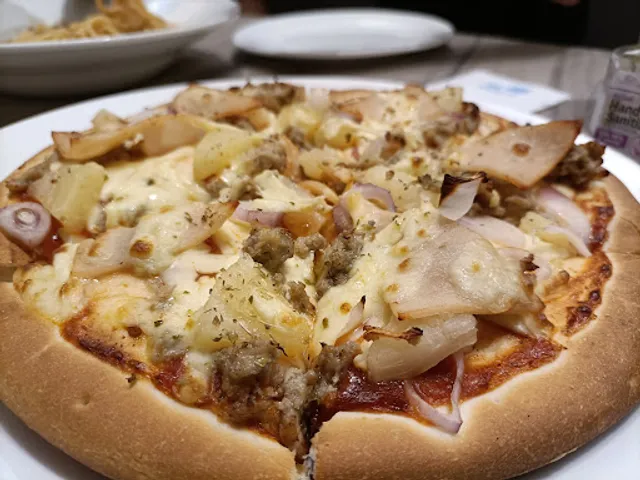 Vivo Pizza Mid Valley Southkey