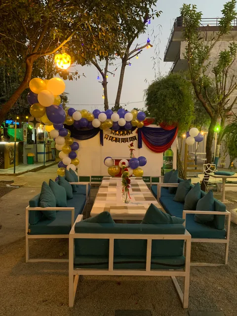 Tourist Road Bistro (Good Food with Great Ambience)