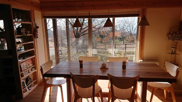 山のフモトのパン食堂 Cou屋