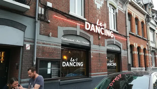 Le Dancing