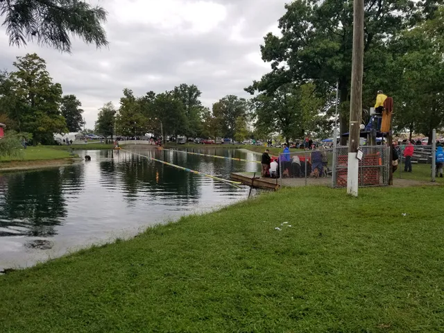 Maxs Trader Days and Water Dog Races