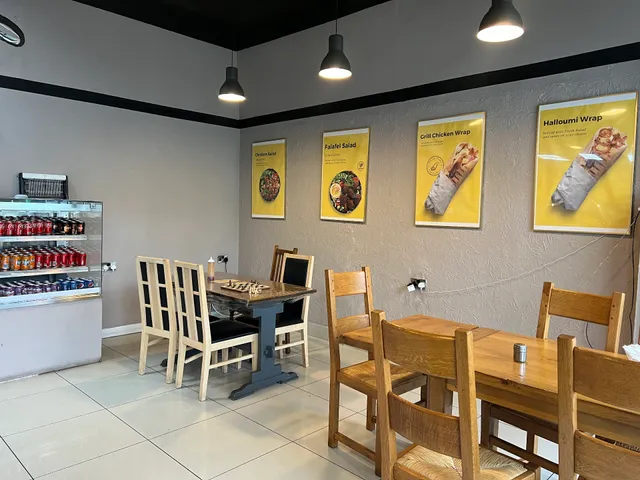 Yellow Stone (Shepperton)