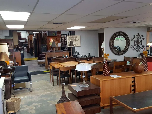 Roundabouts Home Consignments