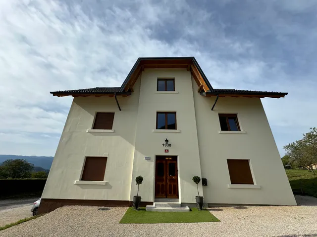 Hotel Hom at Vintgar