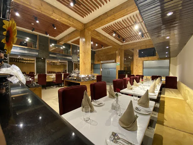 China Fort Restaurant, BAR & Banquet