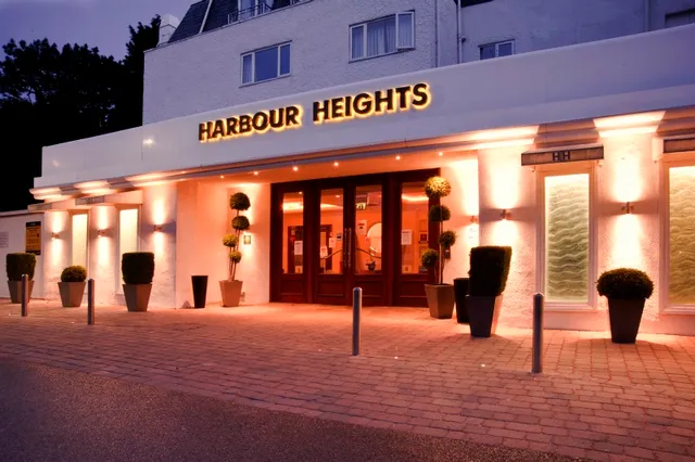 Harbour Heights Hotel