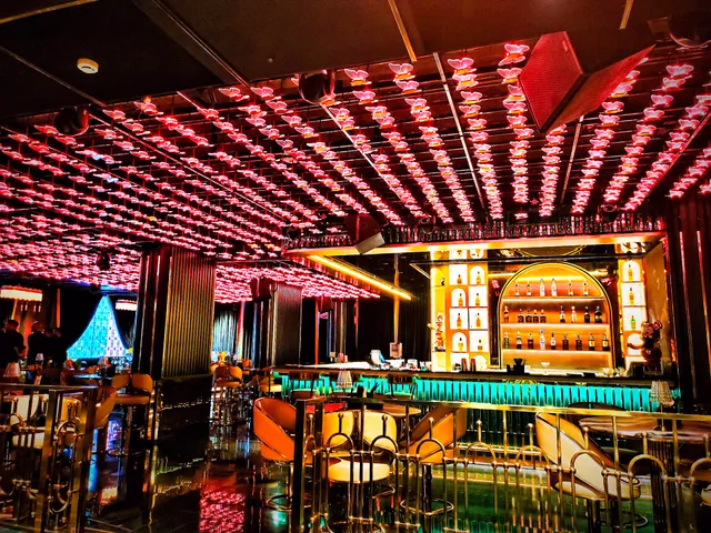 Space Bar and Kitchen