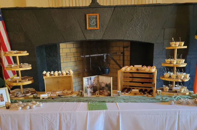 CC's Sweet Sensations, Birthday, Wedding Cakes Bakery