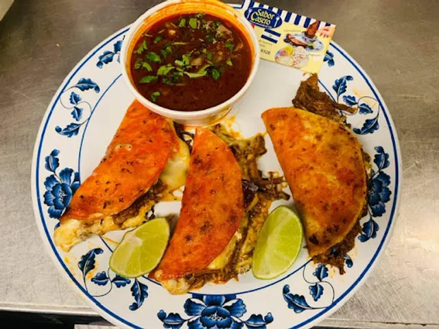 Sabor Casero Pupuseria