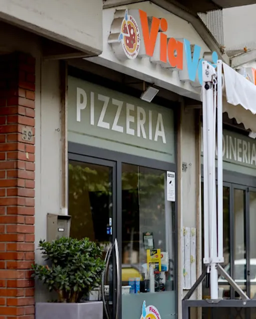Pizzeria Via Vai EST - Pizzeria a Grosseto